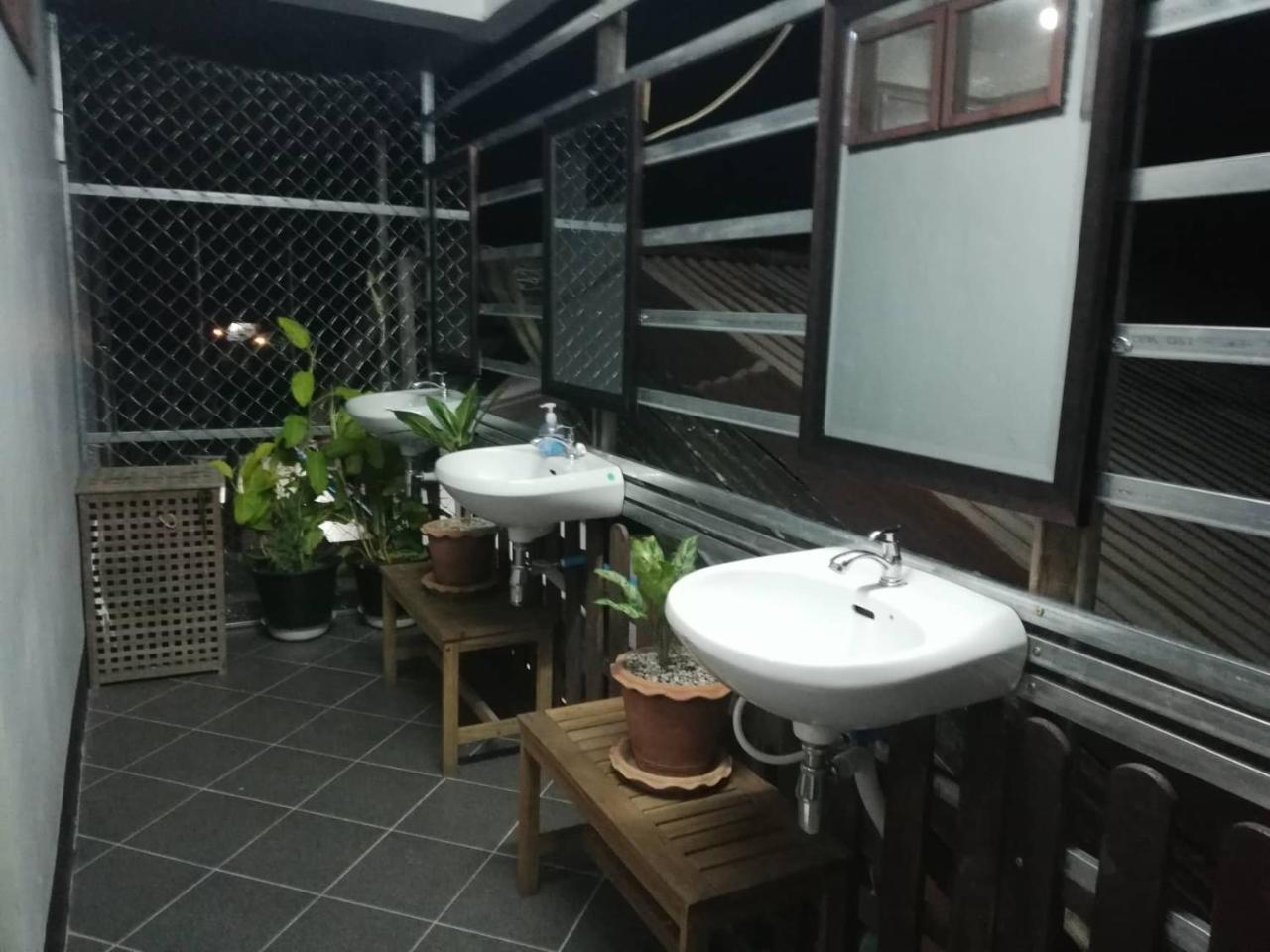 Thakhek Travel Lodge Exterior foto